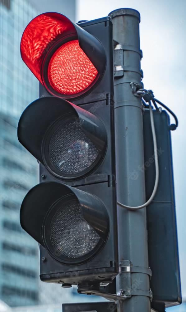 Run a red light to save a life